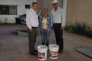 PRIMERA ENTREGA DE APOYOS PARA VIVIENDAS