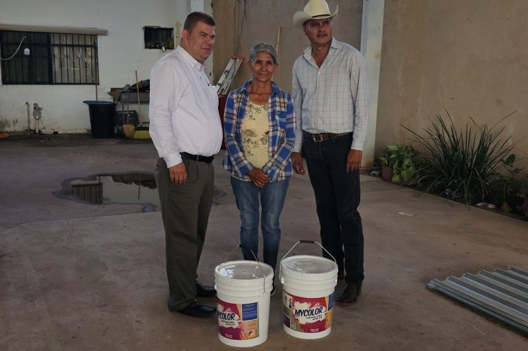 PRIMERA ENTREGA DE APOYOS PARA VIVIENDAS