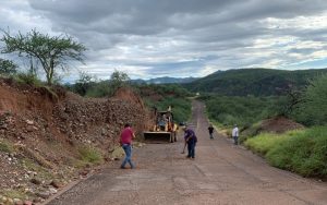 TRABAJOS DE LIMPIEZA EN CARRETERAS ARIVECHI – SAHUARIPA Y ARIVECHI – BAMORI