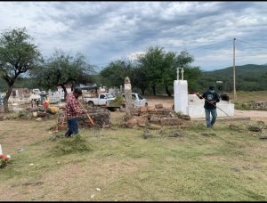 LIMPIEZA DE PANTEONES MUNICIPALES