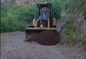 REHABILITACIÓN DEL CAMINO HACIA LA COMUNIDAD DE TARACHI