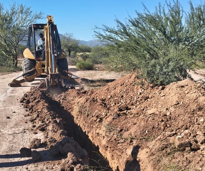 CONSTRUCCIÓN DE LINEA DE AGUA POTABLE