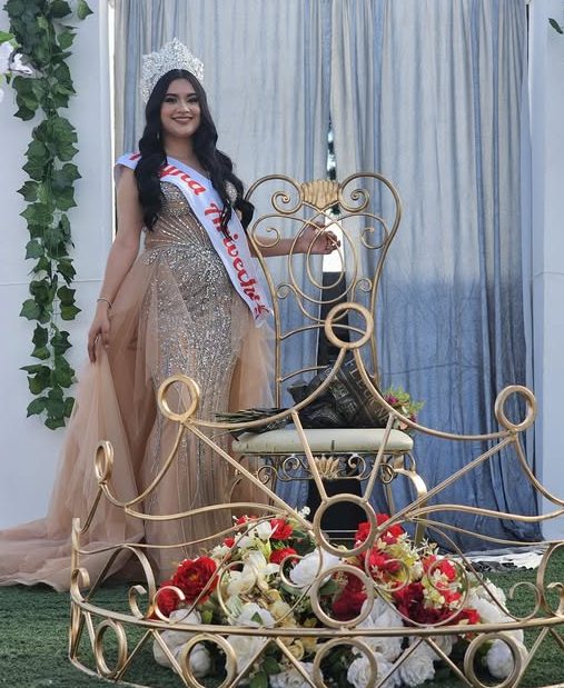 NUESTRA REINA DE LAS FIESTAS DE ARIVECHI